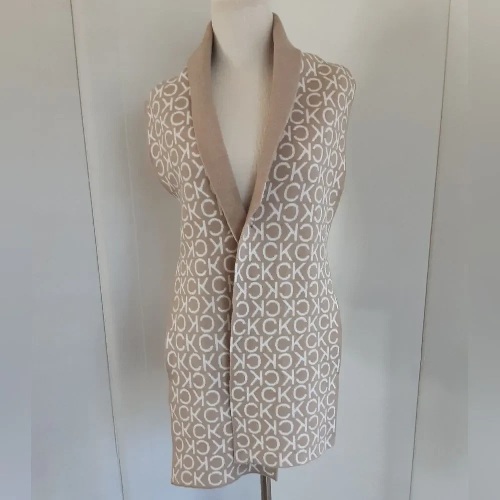 CALVIN KLEIN Logo Reversible Jacquard Heather Almond Beige Scarf - Unisex